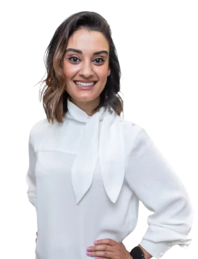 Dental-Dr.-Yasmin-Vakilian-Dentist-and-Invisalign-Provider headshot