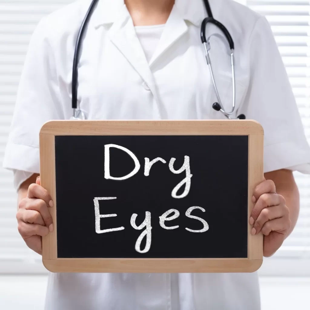 optometrist showing dry eye diagnosis