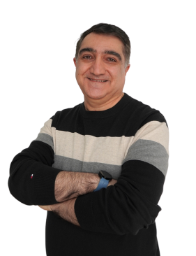 Medical Dr. Arian Ravaei Walk-in-Doctor headshot
