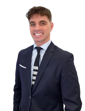 Medical-Dr.Tyler_Stratton- Walk in Doctor headshot